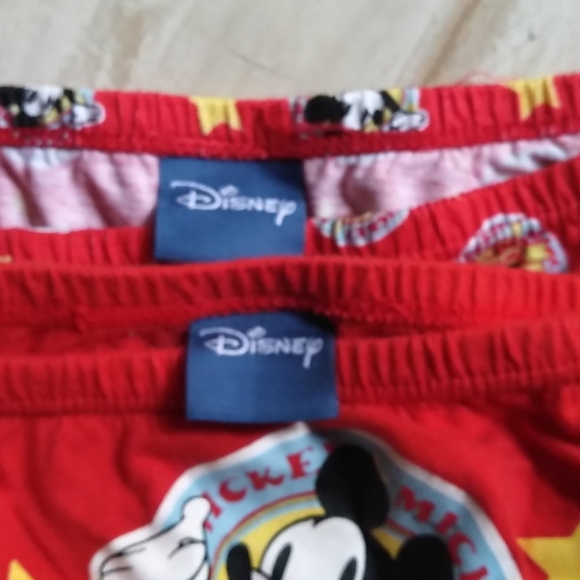 Red and yellow Disney panties - Picture 6 of 7